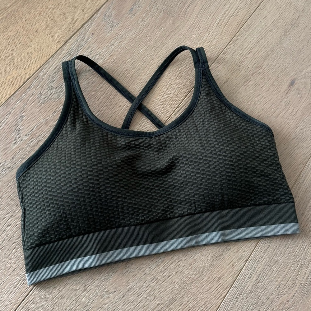 Z by Zella Textured Olive Green Sports Bra Medium